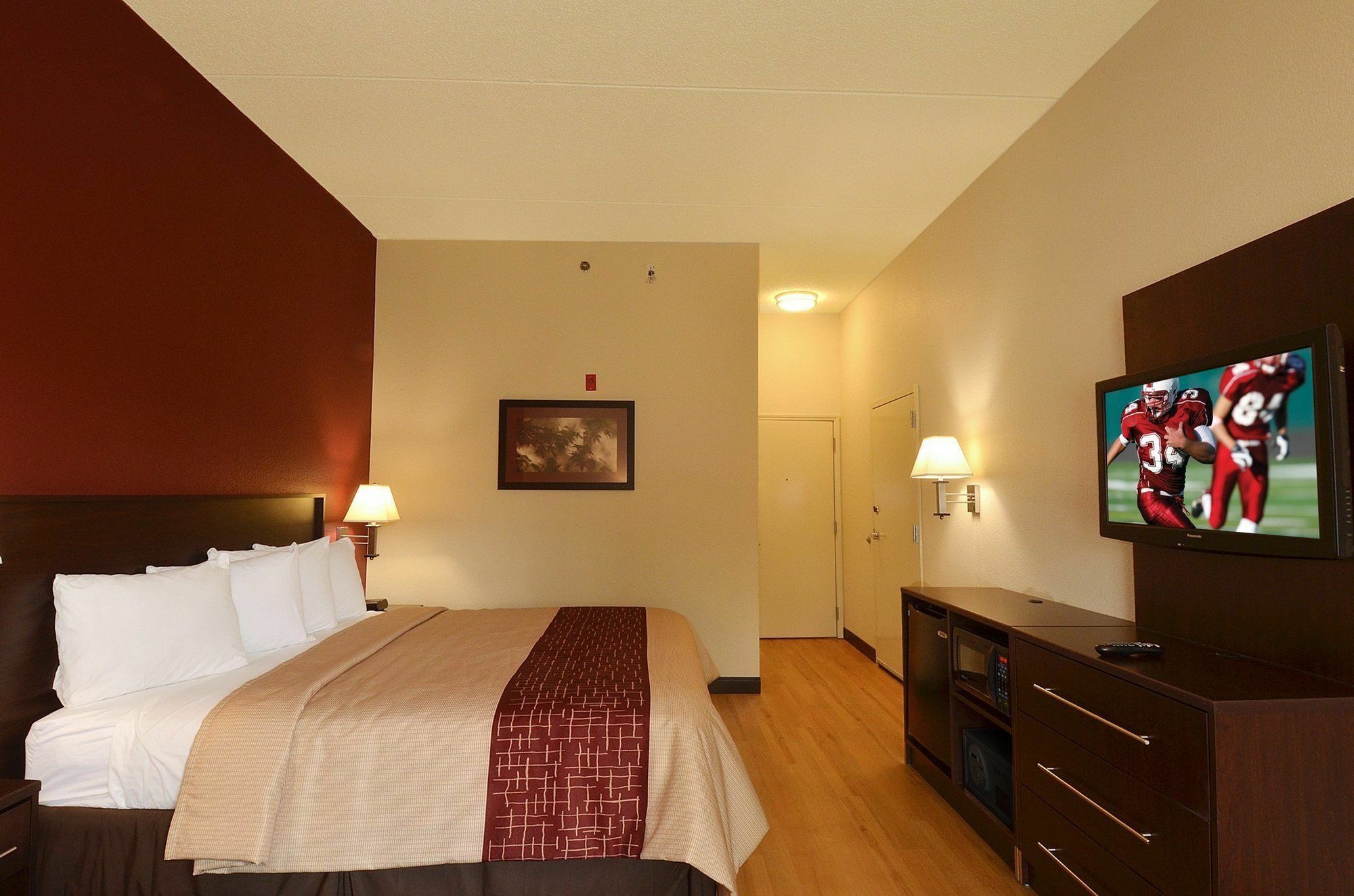 Red Roof Inn Plus+ Houston - Energy Corridor Bagian luar foto